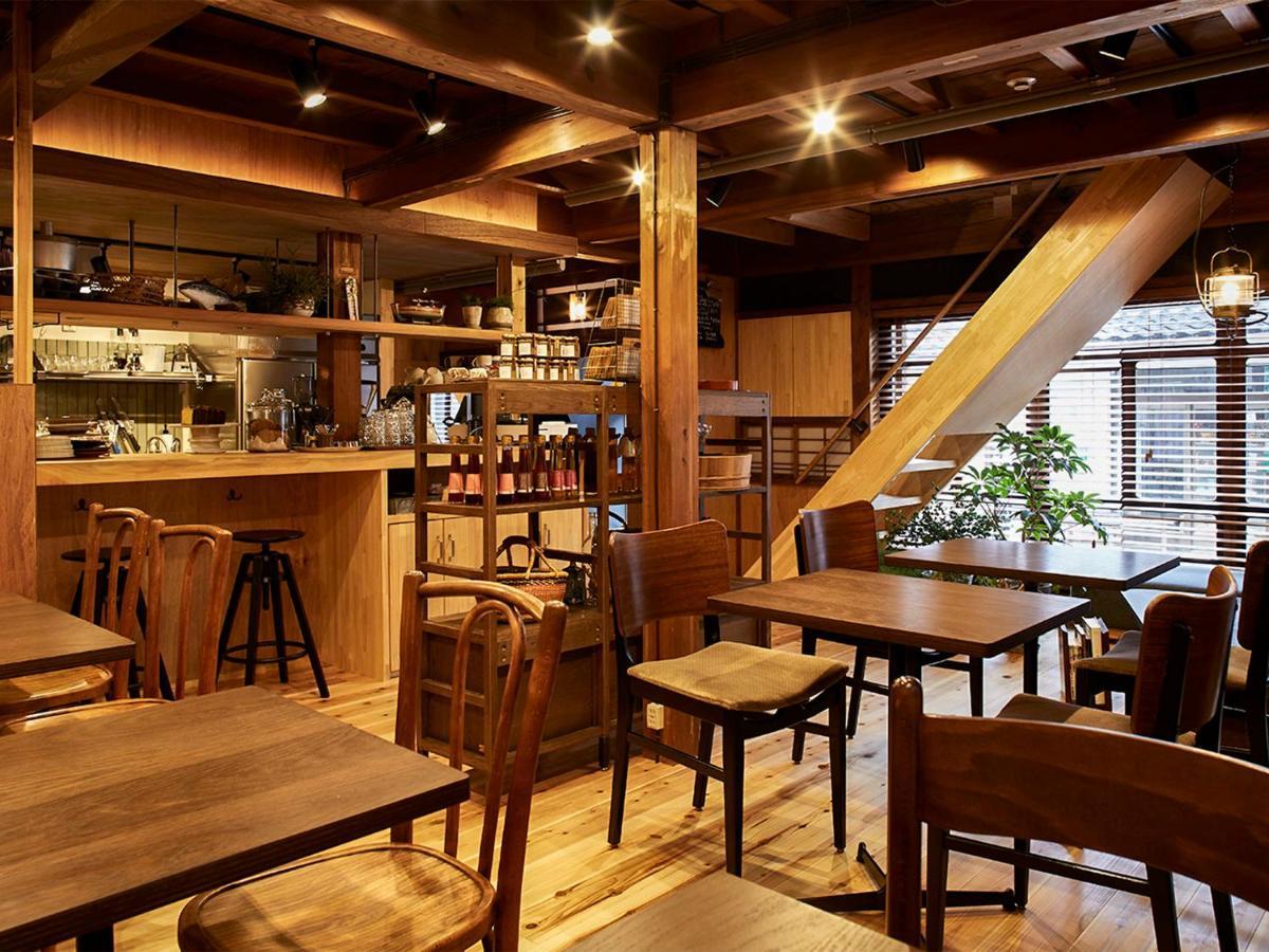 Cafe & Bb Guri Bed & Breakfast Ine Exterior photo