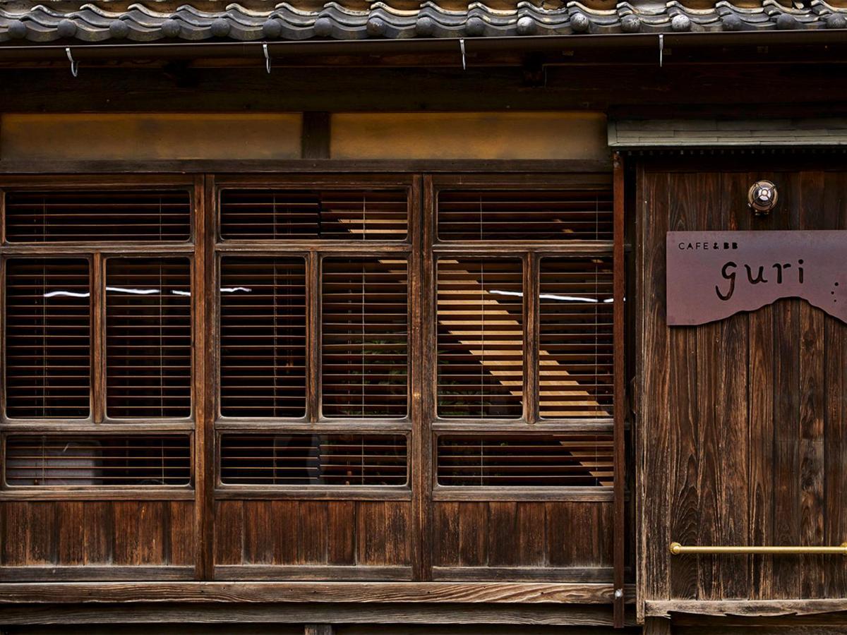 Cafe & Bb Guri Bed & Breakfast Ine Exterior photo